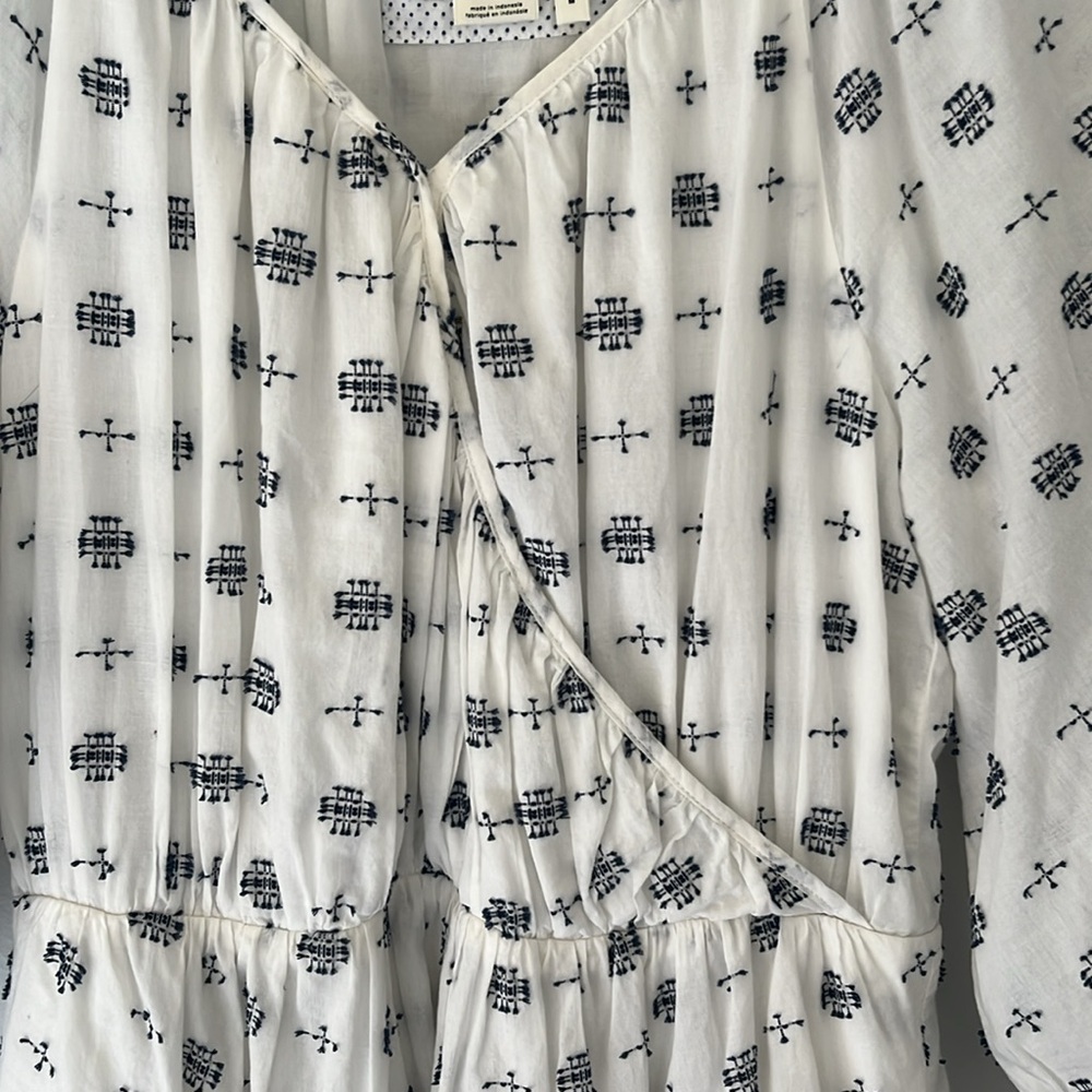 Elegant White and Blue cotton patterned Dress by Anthropologie dress.  Size M - Picture 3 of 8